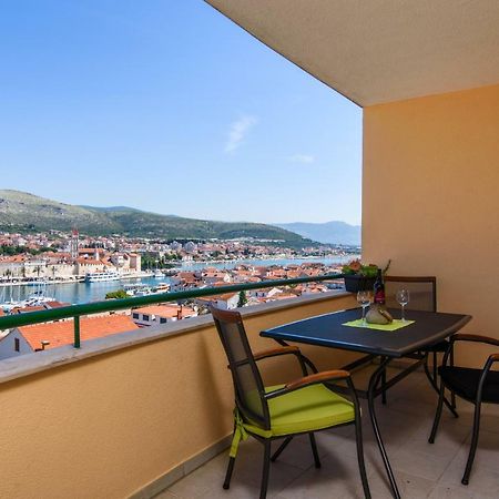 Apartment Trogir City Экстерьер фото